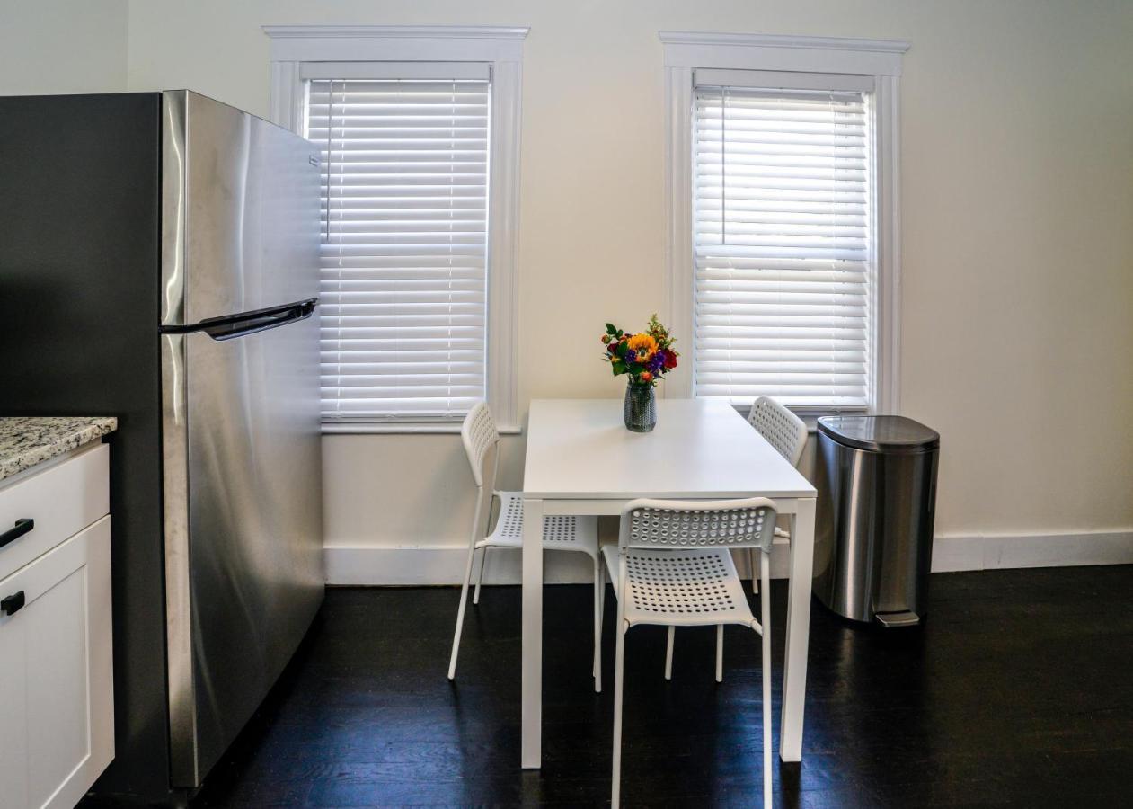 Modern Two Bedroom Condo - Boston Stoneham Dış mekan fotoğraf