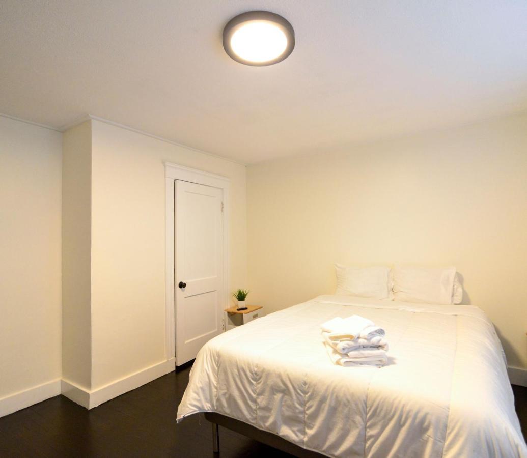 Modern Two Bedroom Condo - Boston Stoneham Dış mekan fotoğraf
