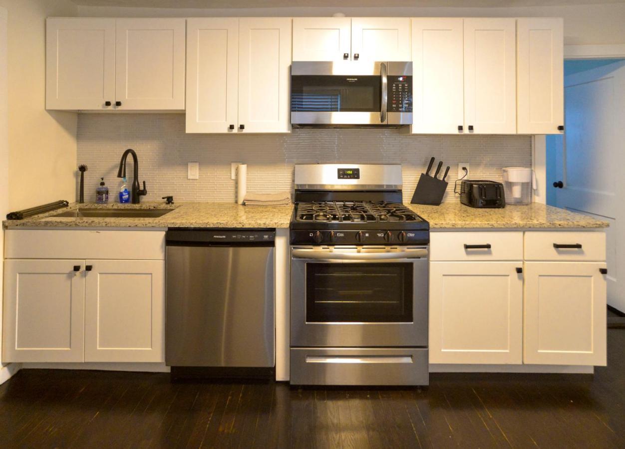 Modern Two Bedroom Condo - Boston Stoneham Dış mekan fotoğraf