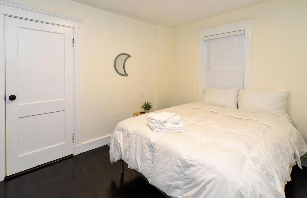 Modern Two Bedroom Condo - Boston Stoneham Dış mekan fotoğraf