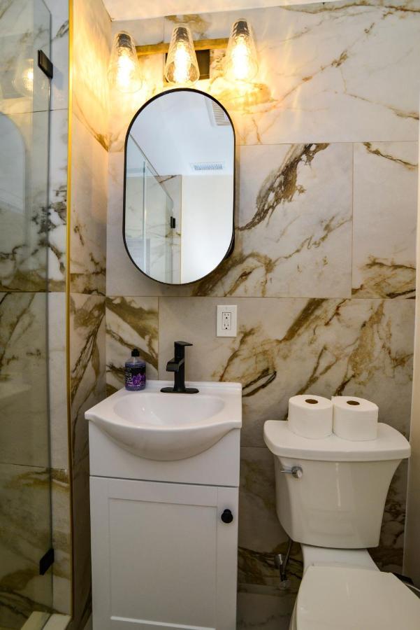 Modern Two Bedroom Condo - Boston Stoneham Dış mekan fotoğraf