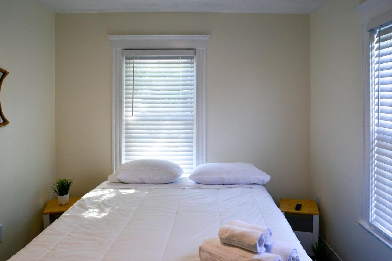 Modern Two Bedroom Condo - Boston Stoneham Dış mekan fotoğraf